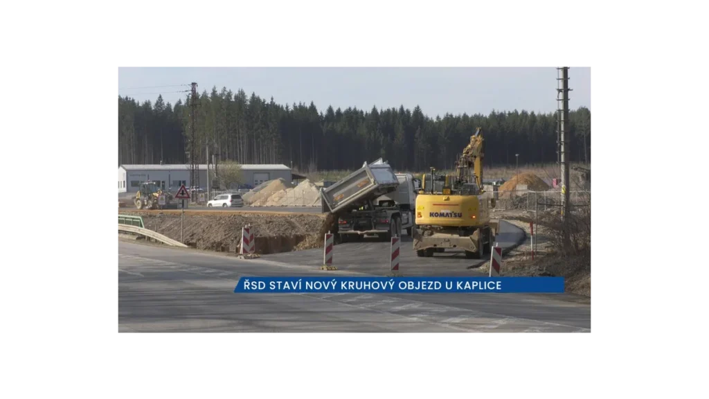 Dálnice D3 a nový kruhový objezd u Kaplice