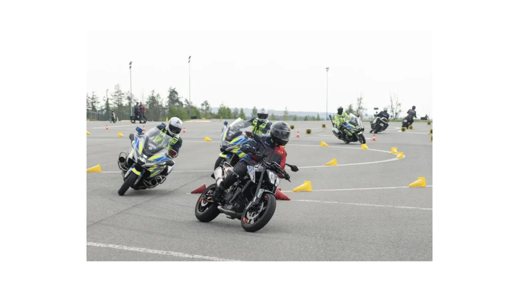 Rozvíjejte dovednosti s Učme se přežít pro motorkáře