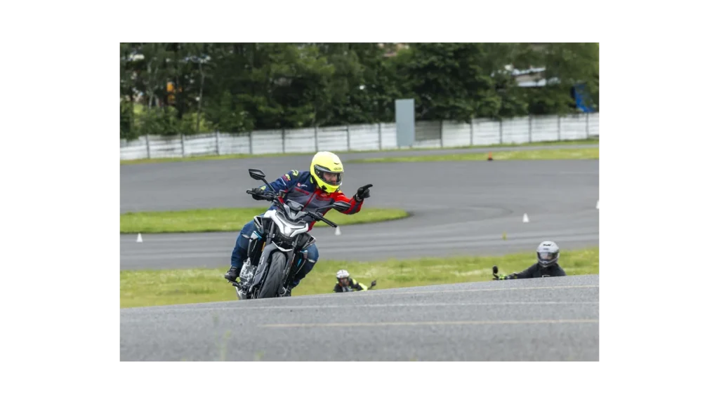 Motorky a bezpečnost: Akce Kolama dolů s Policií