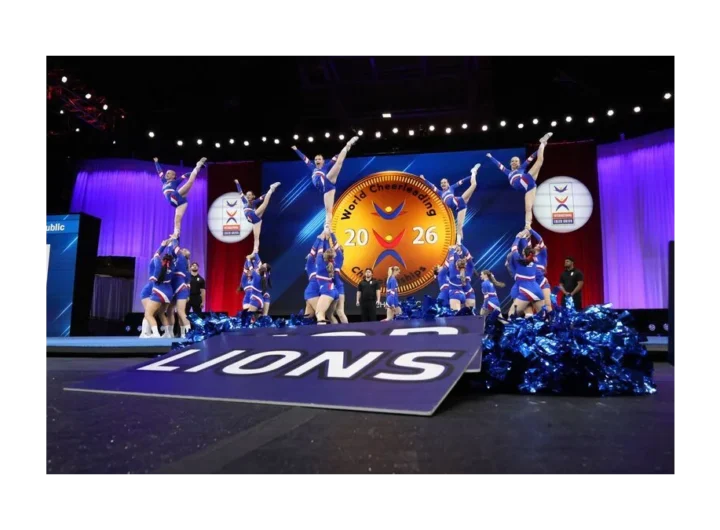 JNS Phoenix triumfuje na Mistrovství světa v cheerleadingu