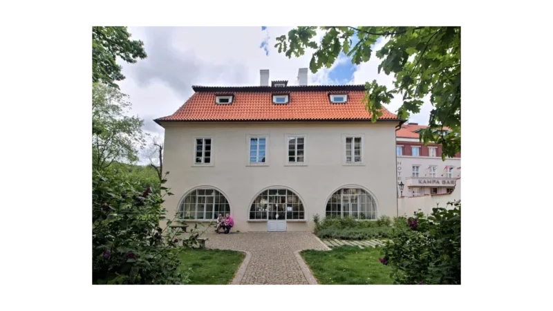 Zehnder radiátory v historické Werichově vile