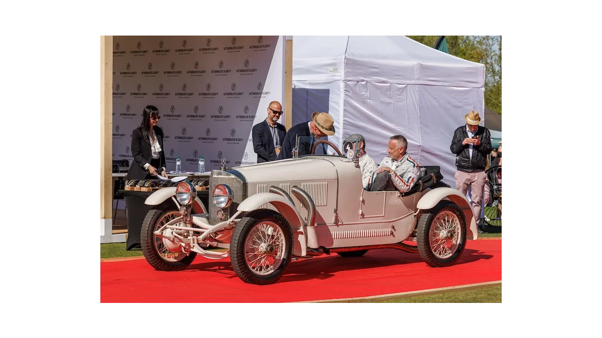 Automobilové klenoty: Přehlídka elegance v Praze