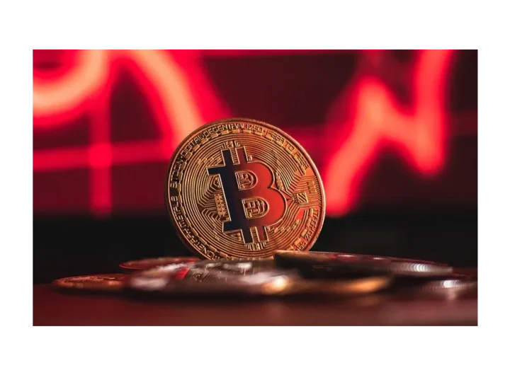 Bitcoin na hraně: Může klesnout pod 25.000 USD?