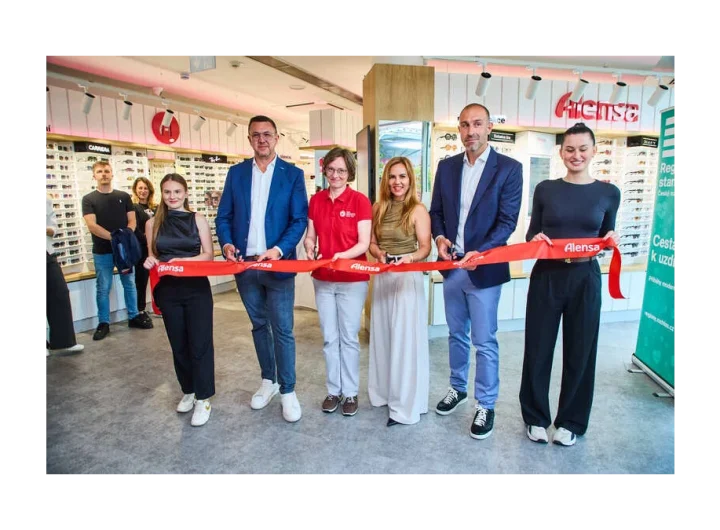 Alensa přilákala davy na Den zdraví s vyšetřením zraku