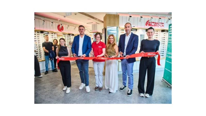 Alensa přilákala davy na Den zdraví s vyšetřením zraku