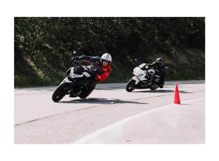 Motocykly a bezpečnostní jízdy ve Vysokém Mýtě