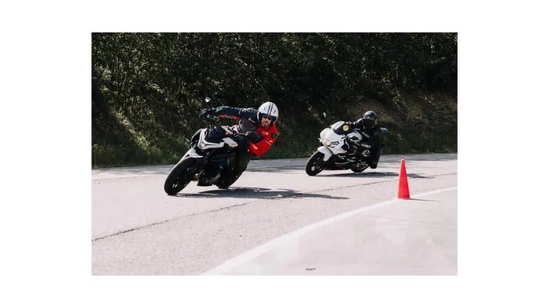 Motocykly a bezpečnostní jízdy ve Vysokém Mýtě