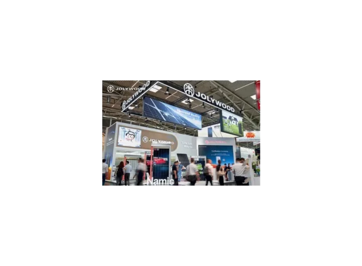 Namic revoluce od Jolywood na veletrhu Intersolar