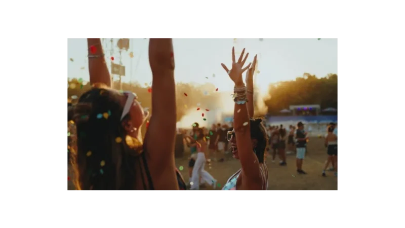 Jak si užít vibe na letním festivalu