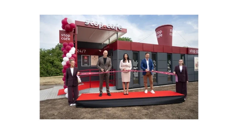 ORLEN spustil samoobslužnou Stop Cafe v Praze