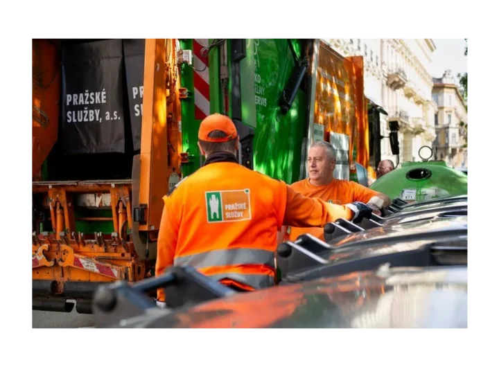 Jak Pražské služby zvládají léto plné odpadu